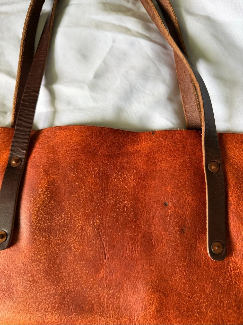 Go Forth Goods Large Avery tote in Tangerine bison - Picture 3 of 11